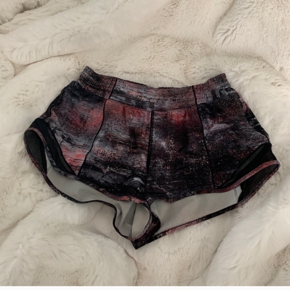 Lululemon Hotty Hot shorts (limited edition)